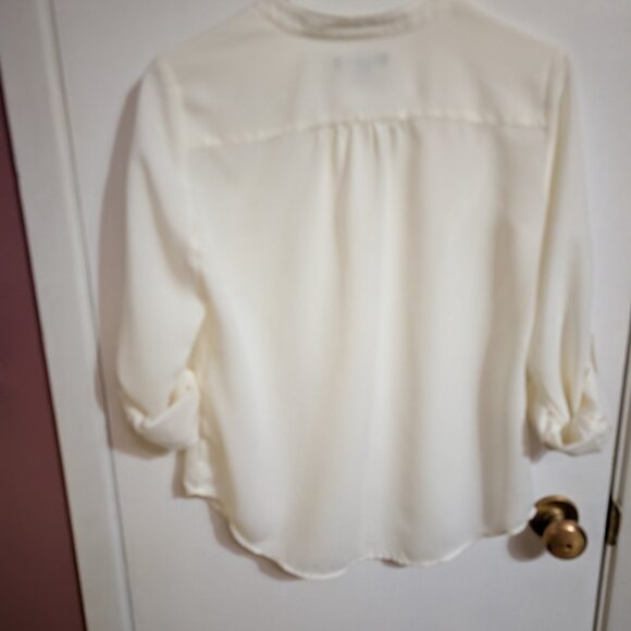 Petite cream blouse - Picture 6 of 7